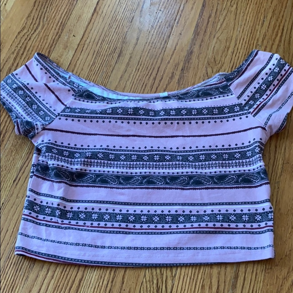Tee